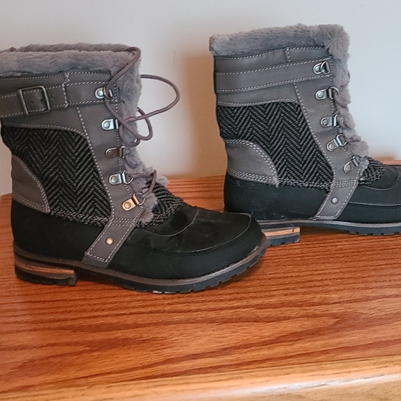 Winter boots - Picture 2 of 3